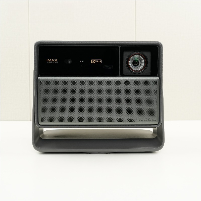 Max 4K UHD Projector 6800 ISO  - Home Cinema Kardon Harman ulasan dan harga